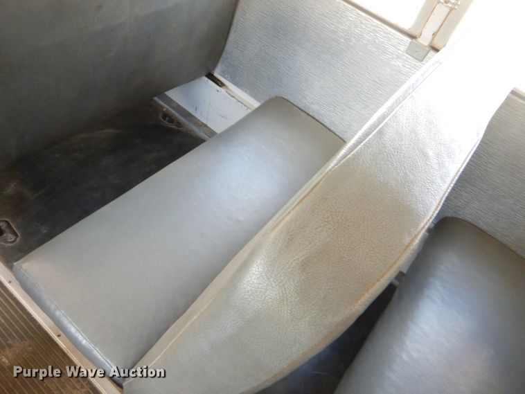 image for item ED9494 2000 International 3800 Thomas school bus