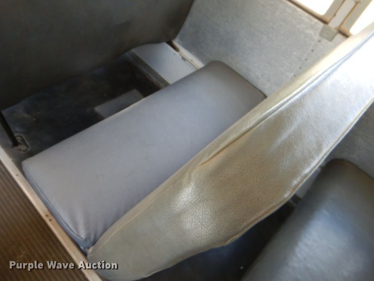 image for item ED9494 2000 International 3800 Thomas school bus