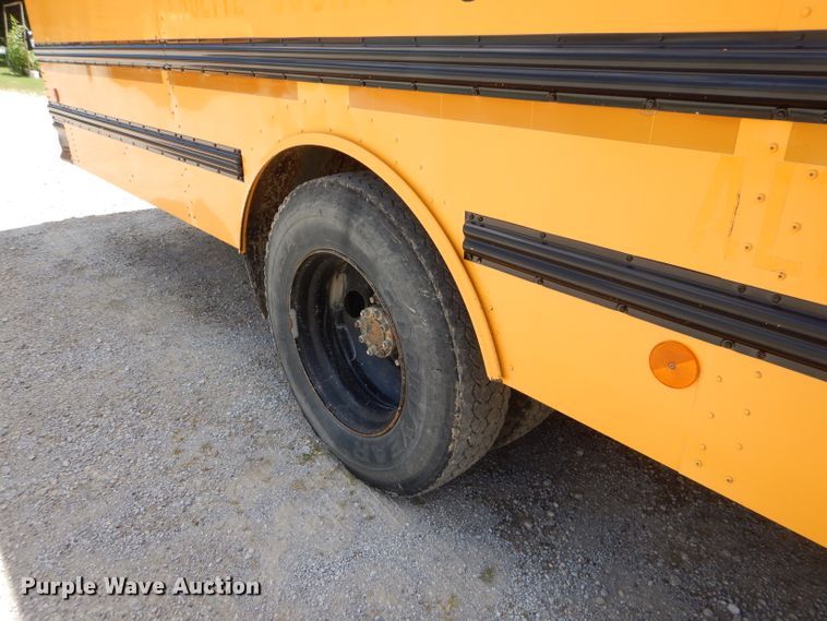 image for item ED9494 2000 International 3800 Thomas school bus