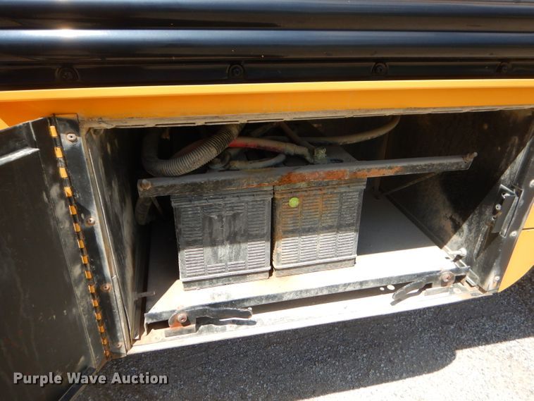 image for item ED9494 2000 International 3800 Thomas school bus