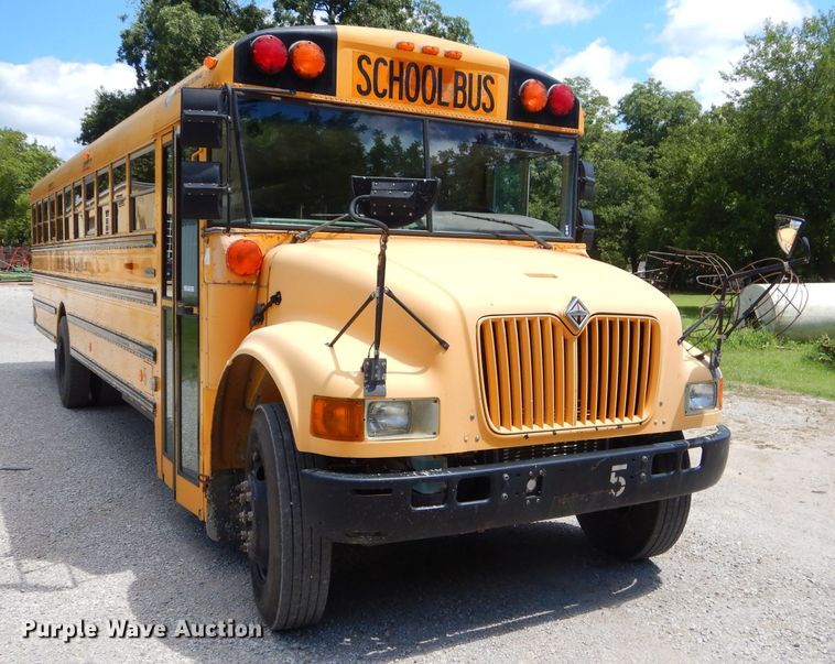 image for item ED9495 2002 International CE Thomas school bus