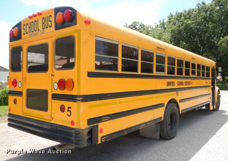 image for item ED9495 2002 International CE Thomas school bus
