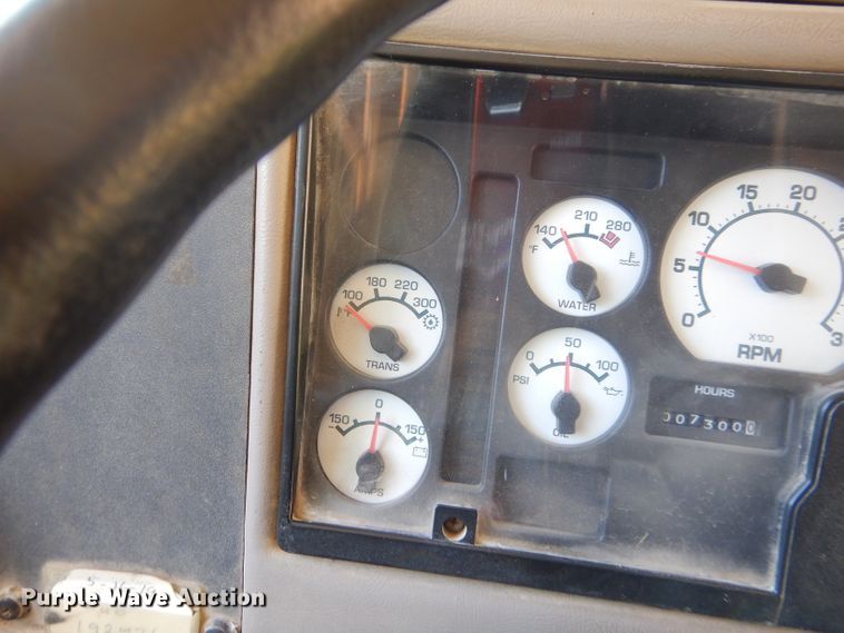 image for item ED9495 2002 International CE Thomas school bus