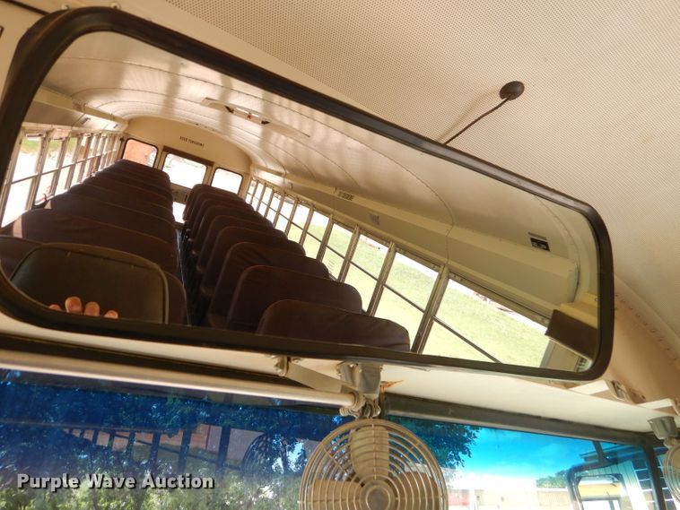 image for item ED9495 2002 International CE Thomas school bus