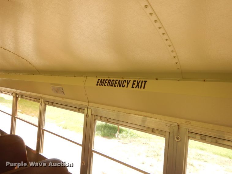 image for item ED9495 2002 International CE Thomas school bus