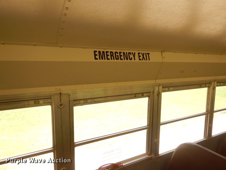 image for item ED9495 2002 International CE Thomas school bus