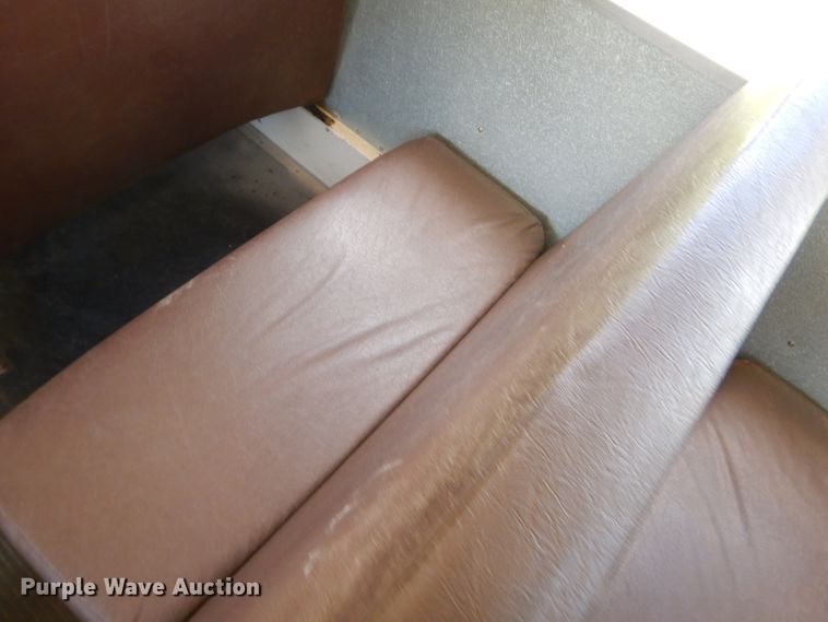 image for item ED9495 2002 International CE Thomas school bus