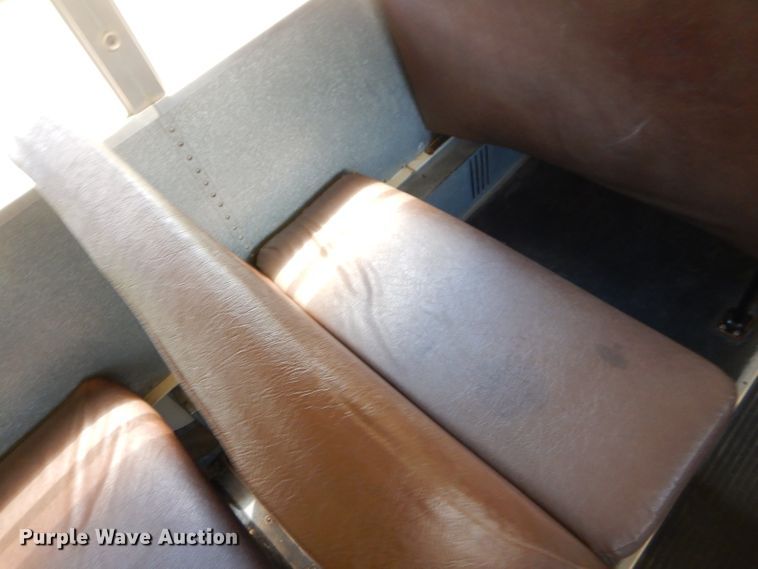 image for item ED9495 2002 International CE Thomas school bus