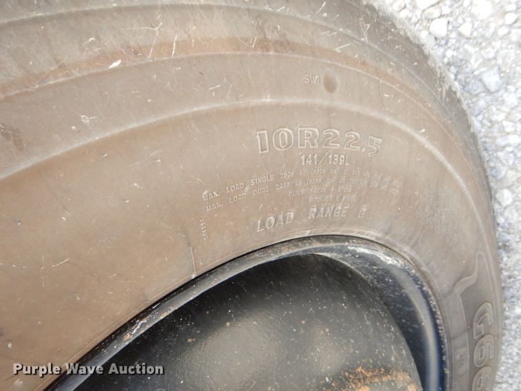 image for item ED9495 2002 International CE Thomas school bus