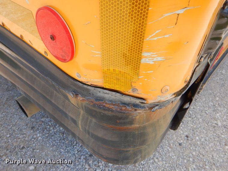 image for item ED9495 2002 International CE Thomas school bus