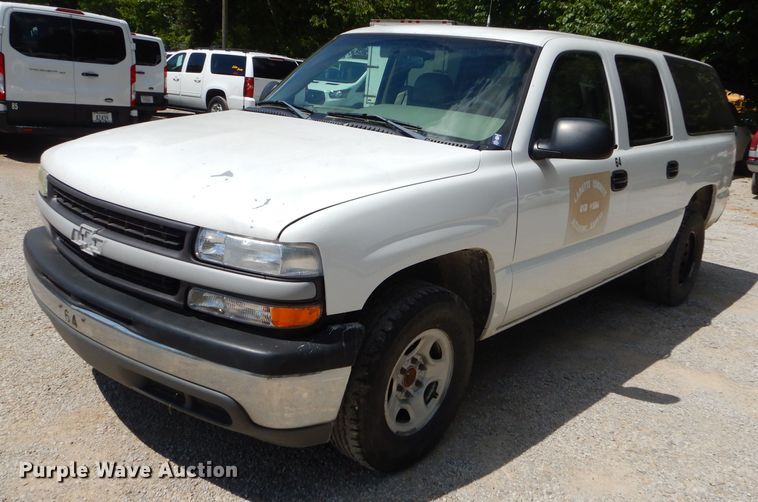 image for item ED9496 2001 Chevrolet Suburban C1500 SUV