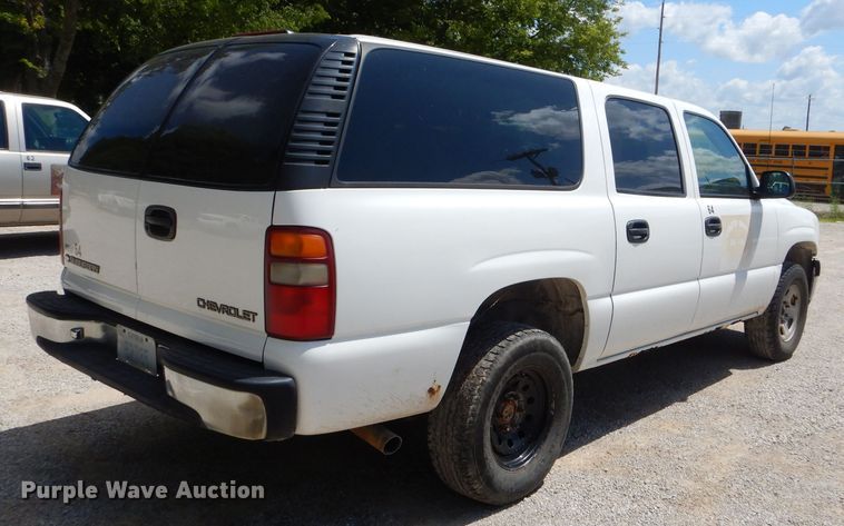 image for item ED9496 2001 Chevrolet Suburban C1500 SUV