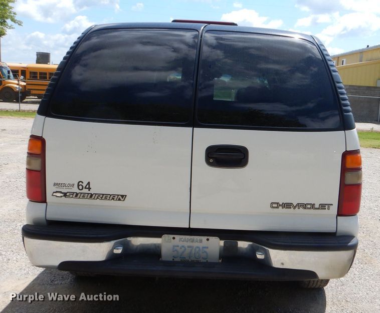 image for item ED9496 2001 Chevrolet Suburban C1500 SUV