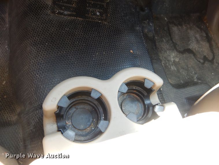 image for item ED9496 2001 Chevrolet Suburban C1500 SUV