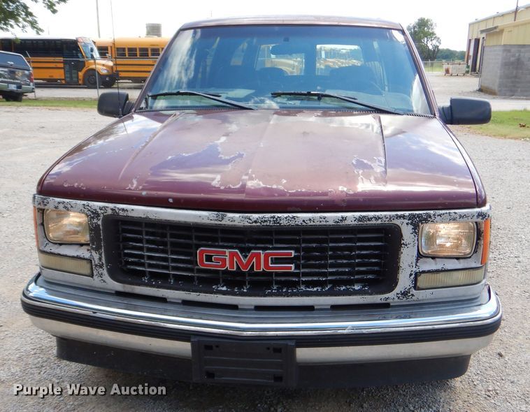 image for item ED9498 1998 GMC Suburban 1500 SUV