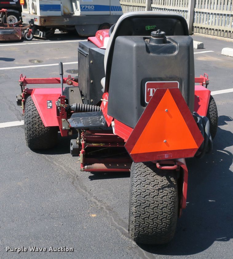 image for item EO9498 Toro Reel Master 2000D reel mower