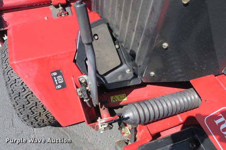 image for item EO9498 Toro Reel Master 2000D reel mower