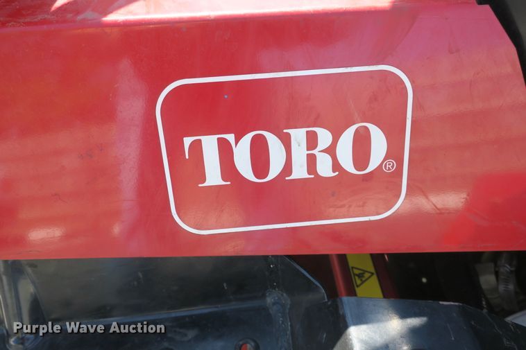 image for item EO9498 Toro Reel Master 2000D reel mower