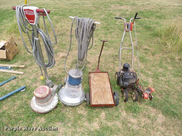 image for item EQ9127 (2) floor buffers