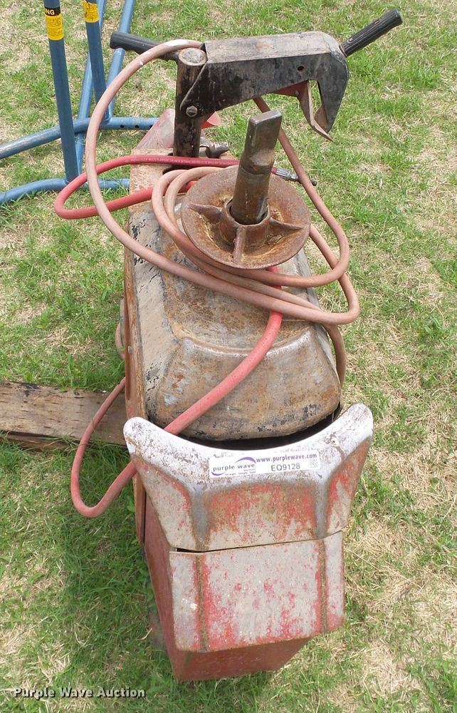 image for item EQ9128 Coats 10X10 Super Powerman tire machine