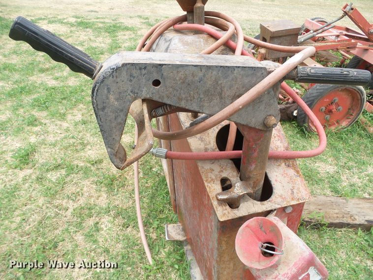 image for item EQ9128 Coats 10X10 Super Powerman tire machine