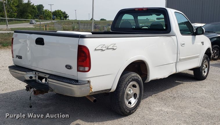 image for item ET9794 2003 Ford F150 pickup truck