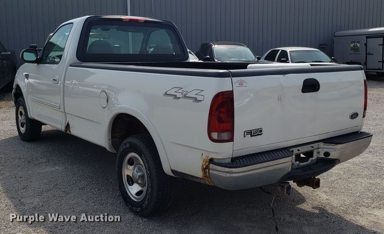 image for item ET9794 2003 Ford F150 pickup truck