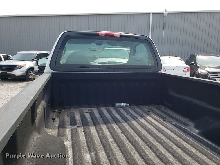 image for item ET9794 2003 Ford F150 pickup truck