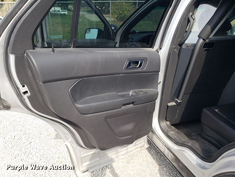 image for item ET9795 2013 Ford Explorer Police Interceptor SUV