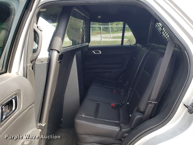 image for item ET9795 2013 Ford Explorer Police Interceptor SUV