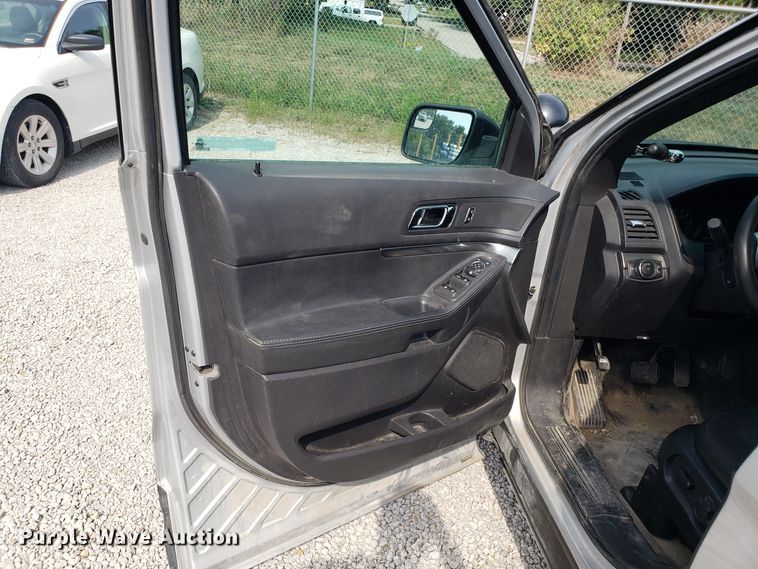 image for item ET9795 2013 Ford Explorer Police Interceptor SUV