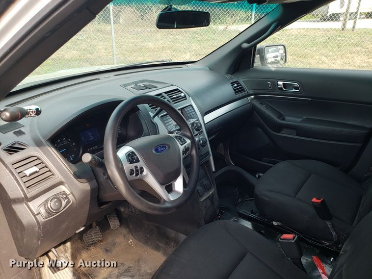 image for item ET9795 2013 Ford Explorer Police Interceptor SUV