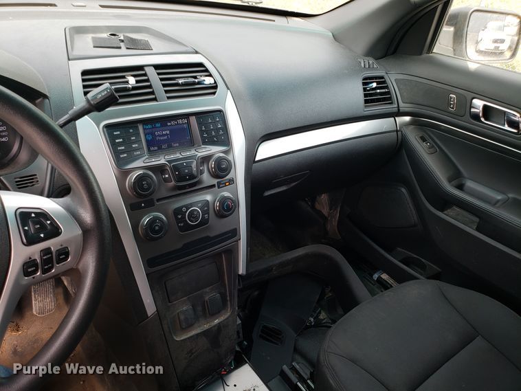 image for item ET9795 2013 Ford Explorer Police Interceptor SUV