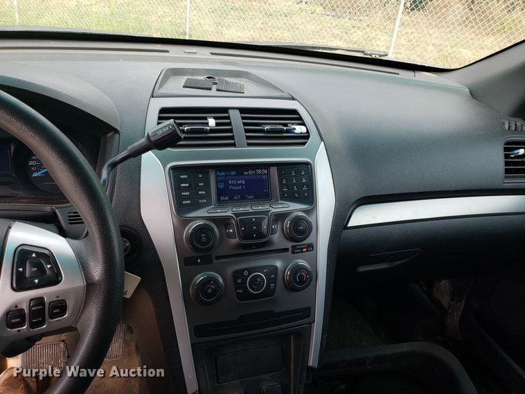 image for item ET9795 2013 Ford Explorer Police Interceptor SUV