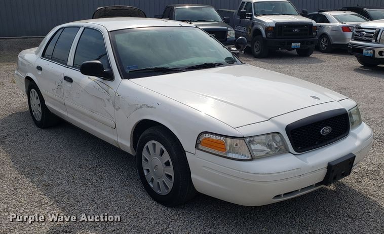 image for item ET9796 2008 Ford Crown Victoria Police Interceptor