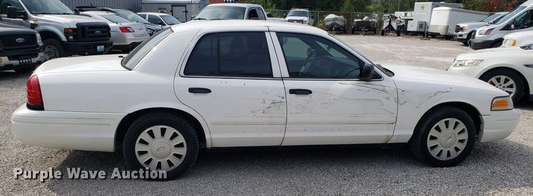 image for item ET9796 2008 Ford Crown Victoria Police Interceptor