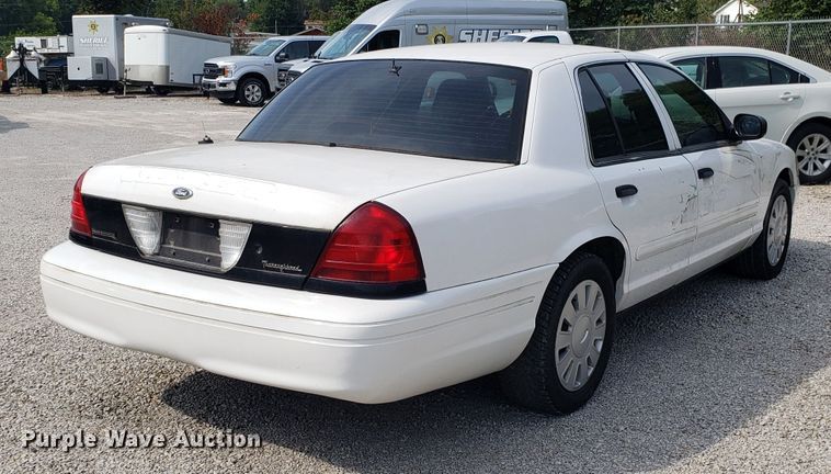 image for item ET9796 2008 Ford Crown Victoria Police Interceptor