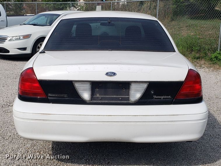 image for item ET9796 2008 Ford Crown Victoria Police Interceptor
