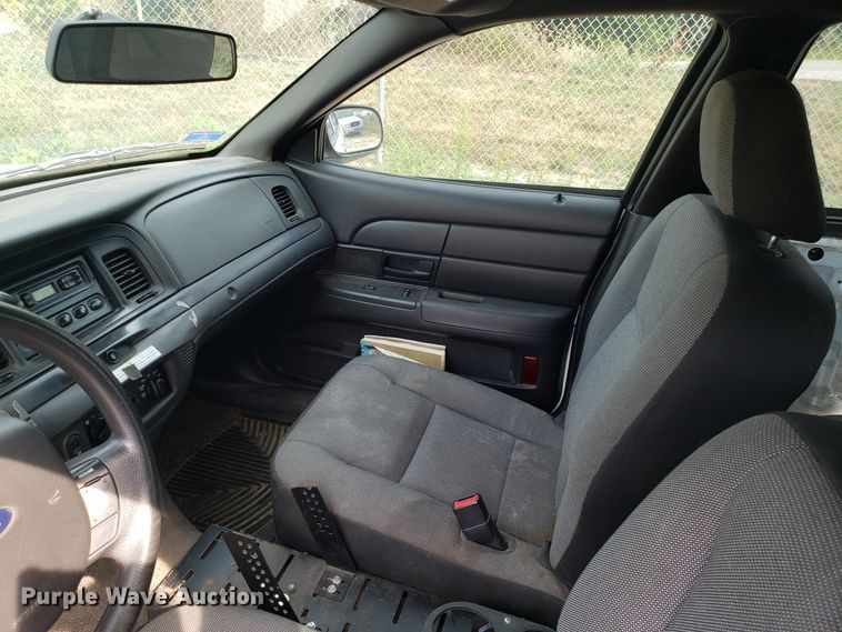 image for item ET9796 2008 Ford Crown Victoria Police Interceptor