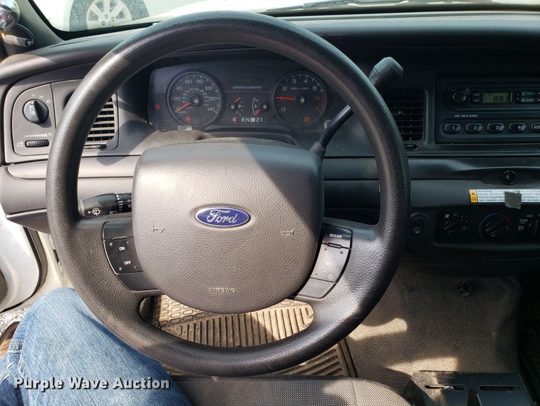 image for item ET9796 2008 Ford Crown Victoria Police Interceptor