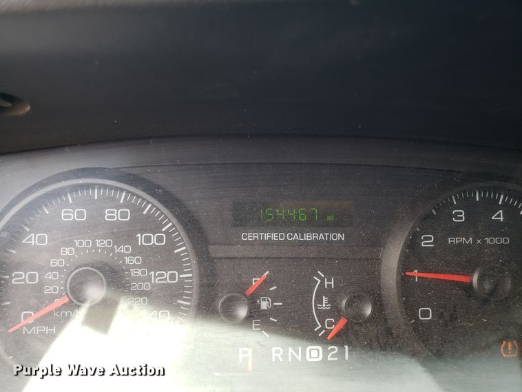 image for item ET9796 2008 Ford Crown Victoria Police Interceptor