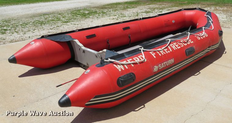 image for item EV9678 Saturn HD430 inflatable boat