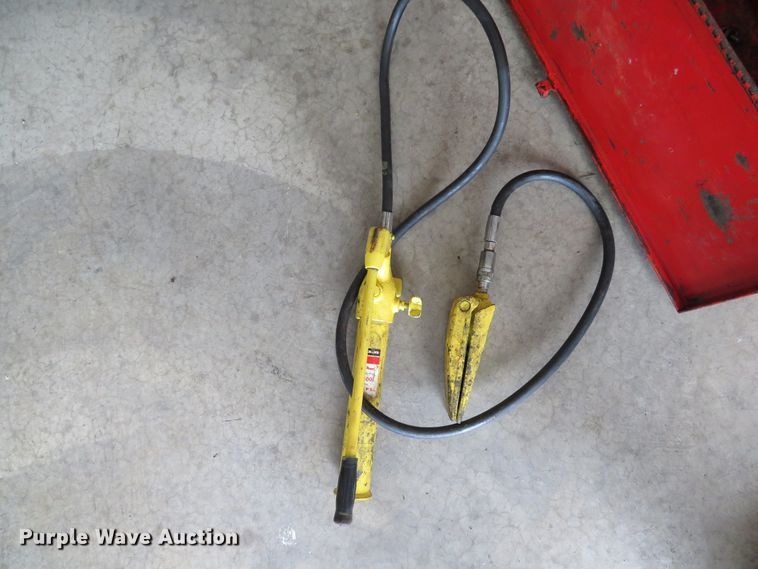 image for item EV9689 Extricator Professional RS10 rescue set