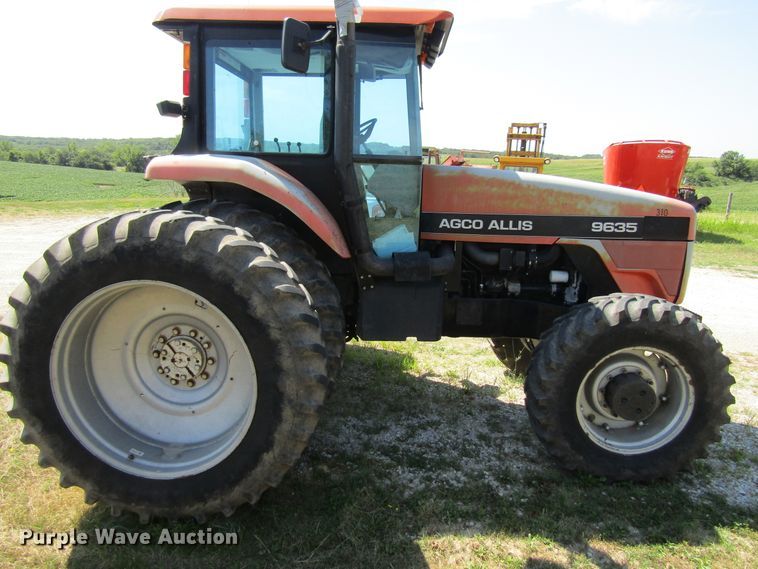 image for item FD9259 1997 AGCO Allis 9635F tractor
