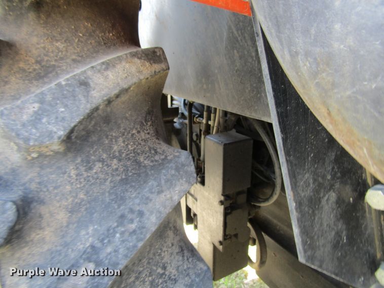 image for item FD9259 1997 AGCO Allis 9635F tractor