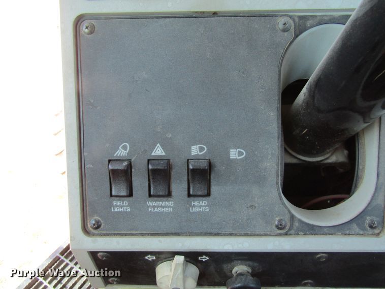 image for item FD9259 1997 AGCO Allis 9635F tractor