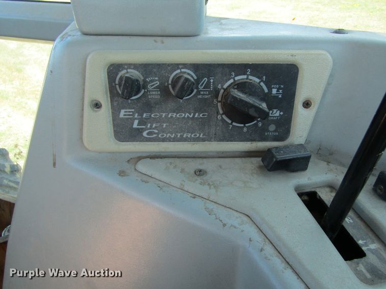 image for item FD9259 1997 AGCO Allis 9635F tractor