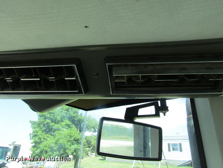 image for item FD9259 1997 AGCO Allis 9635F tractor