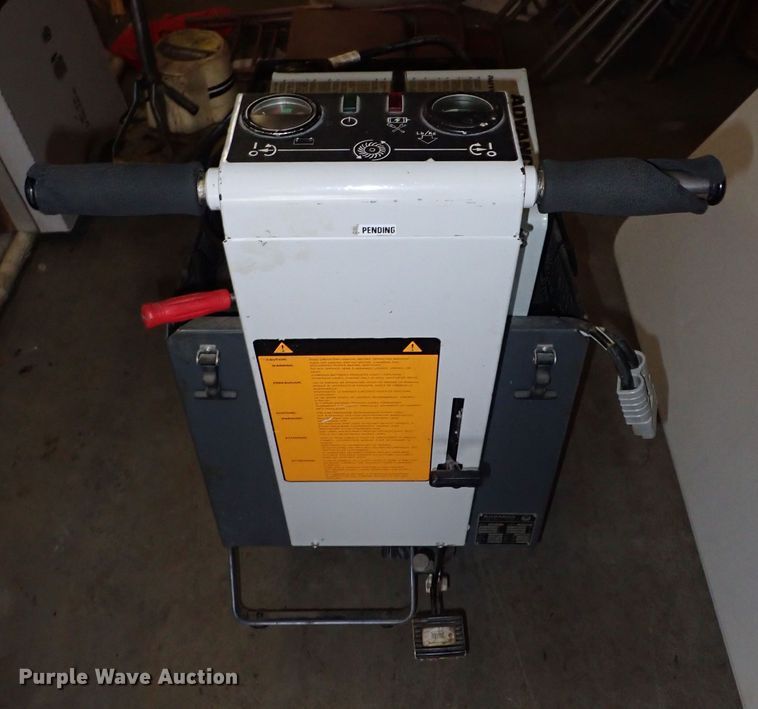 image for item FE9894 Floor cleaning equipment