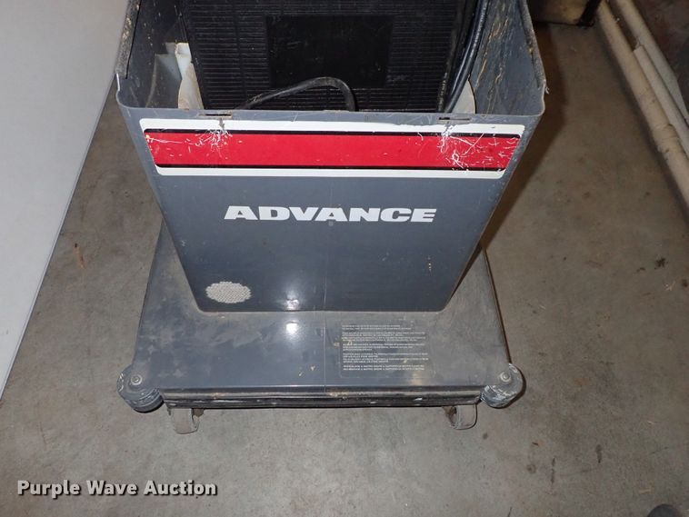 image for item FE9894 Floor cleaning equipment